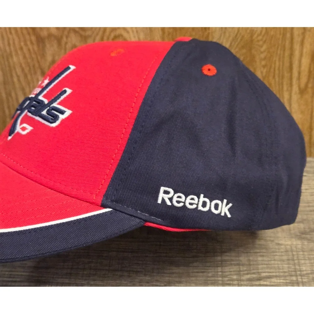 NWOT Washington Capitals Reebok Strapback Cap Hat